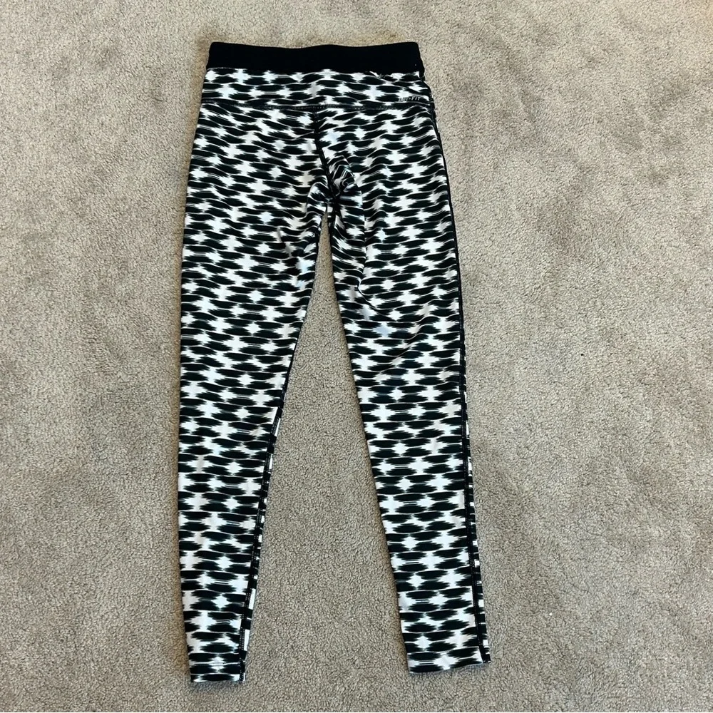 Nike Run Fast Live Fearless Black White Printed Performance Leggings XS NWOT